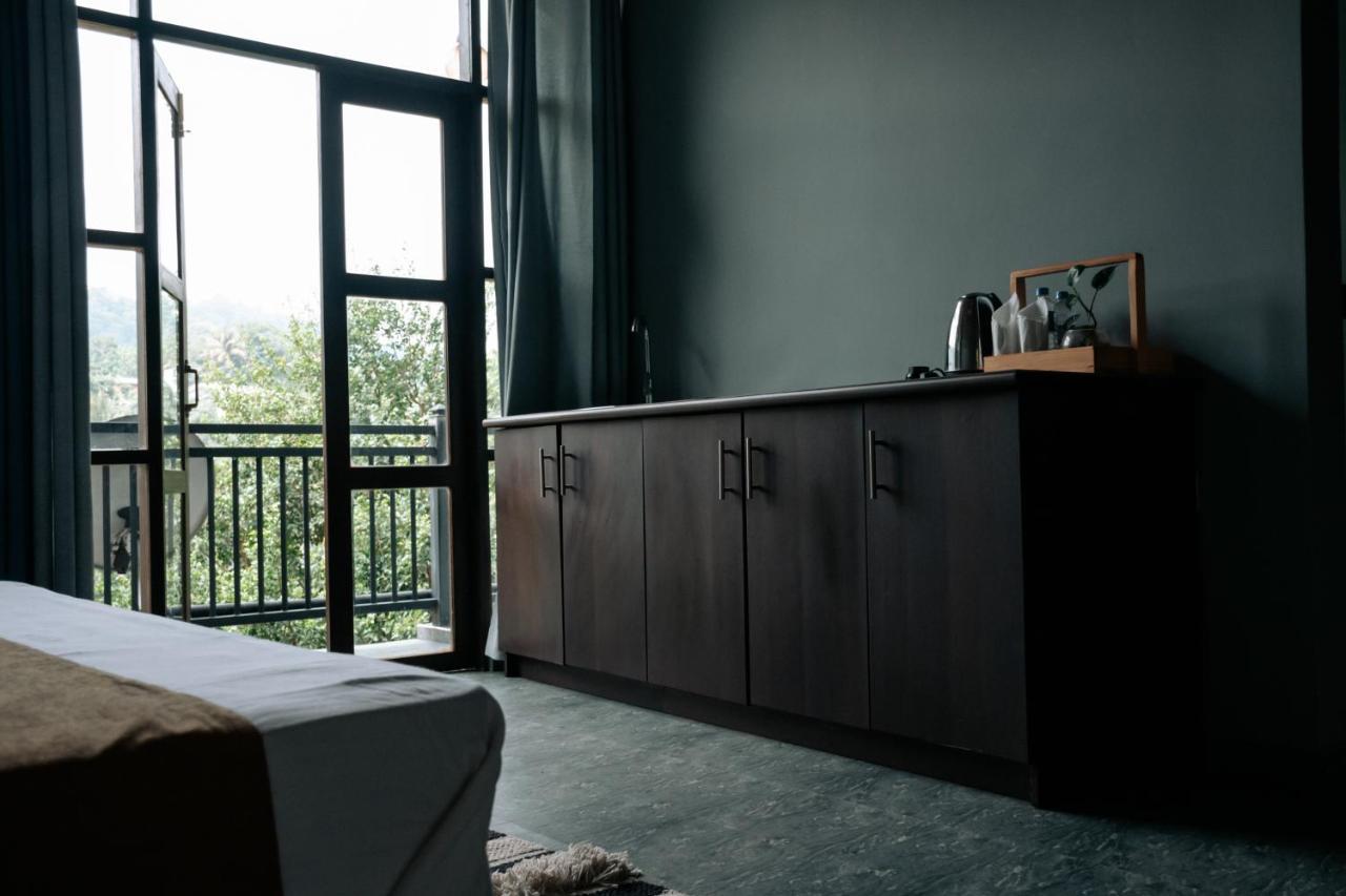 Amanzi Residence كاندي المظهر الخارجي الصورة